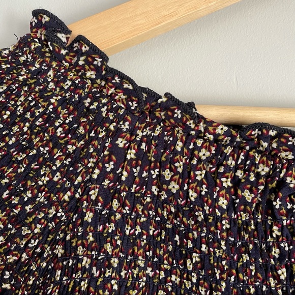 Lettuce Trim Ruffle Tee - Picture 2 of 4